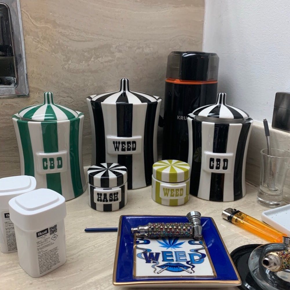 Surterra Wellness - Miami Beach - The grinder is by crops and it also has a removable grinder with a cap - Cannabis Clinics Near Me - Miami Beach, Florida Surterra Wellness - Miami Beach - The grinder is by crops and it also has a removable grinder with a cap - Cannabis Clinics Near Me - Miami Beach, Florida