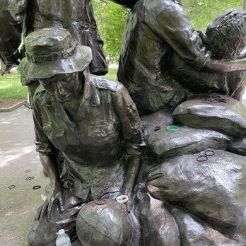 Vietnam Women's Memorial - Landmarks & Historical Buildings Near Me - Washington, DC, District of Columbia