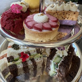 The Living Room - Tea Rooms Near Me - Beverly Hills, California The Living Room - Tea Rooms Near Me - Beverly Hills, California