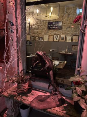 Roger La Grenouille by null