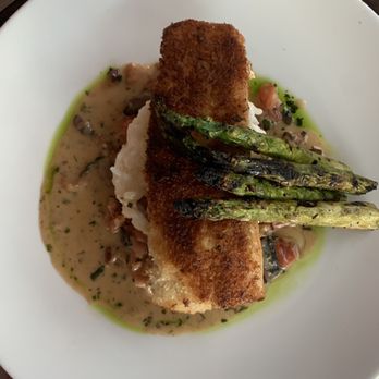 Avanti Restaurant & Bar - New American Near Me - West Linn, Oregon Avanti Restaurant & Bar - New American Near Me - West Linn, Oregon