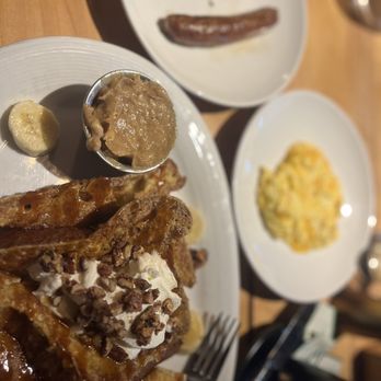 Towne Grill - Pecan Caramel French Toast Eggs To Order Chicken Apple Sausage - New American Near Me - Fort Worth, Texas