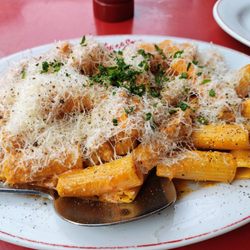Arthur & Sons NY Italian - Spicy Rigatoni alla Vodka
