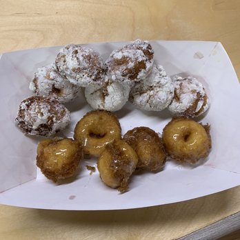 Lit'l Donut Shop - Glazed & powder toppings - Donuts Near Me - Gatlinburg, Tennessee Lit'l Donut Shop - Glazed & powder toppings - Donuts Near Me - Gatlinburg, Tennessee