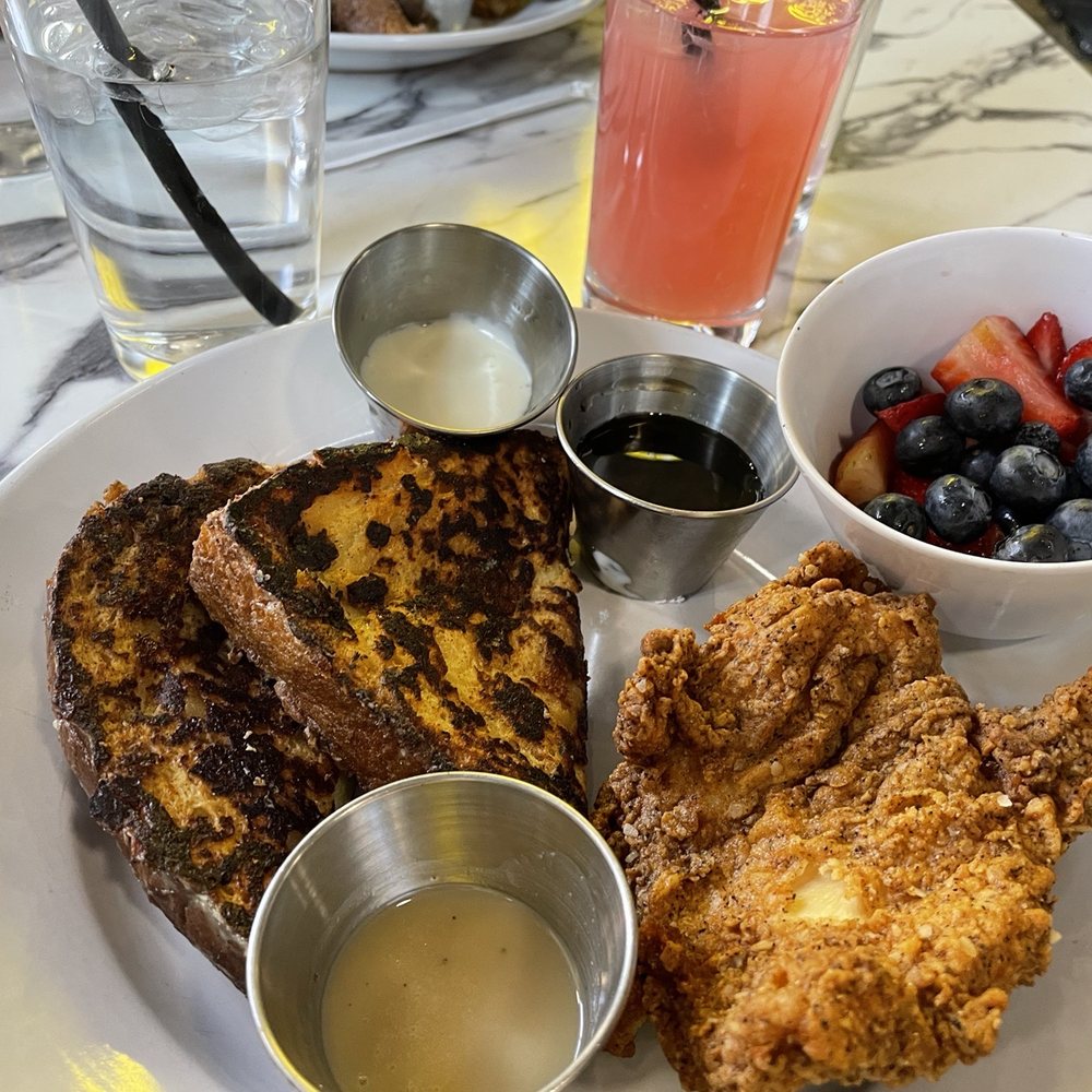 Poach Social - French Toast - Breakfast & Brunch Near Me - Atlanta, Georgia Poach Social - French Toast - Breakfast & Brunch Near Me - Atlanta, Georgia