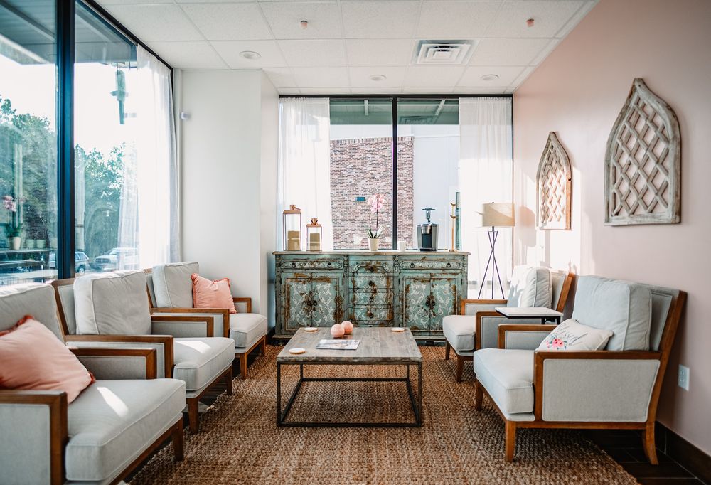 PINE MARKET AT WOODFOREST Updated October 2024 17 Photos 791 Fish