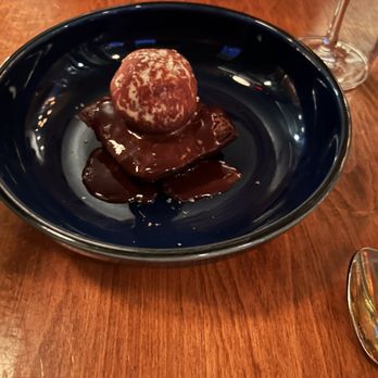 Lore - Chocolate cake with rose IC - Indian Near Me - Brooklyn, New York