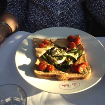 Le Crillon - The Caprwzie - French Near Me - Avignon, 84