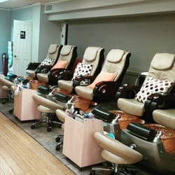 Lux Nail - Renovated, for a fresh look and the same great service!