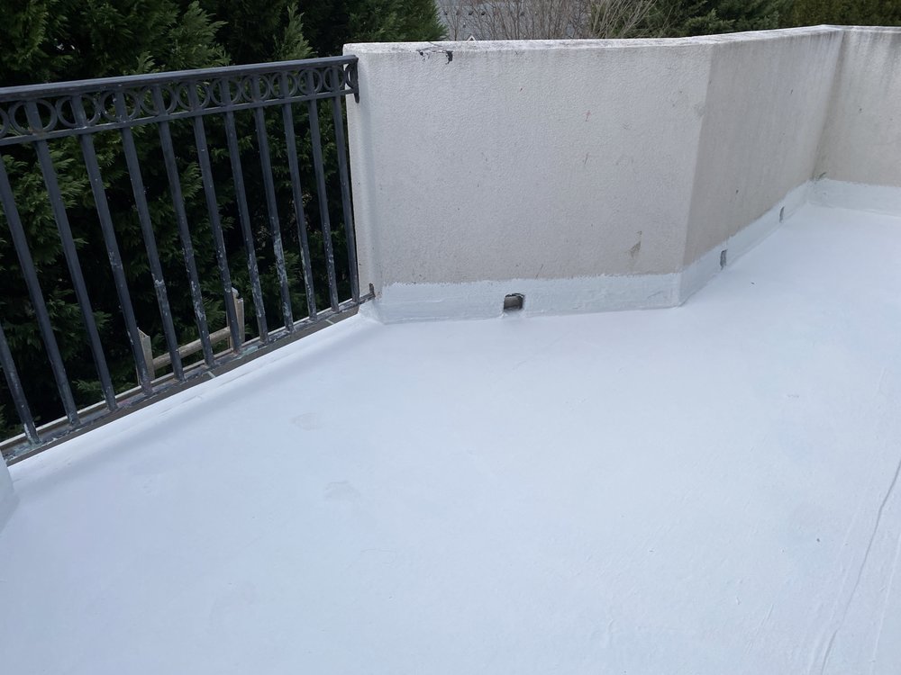 Slide of Atlanta Premier Roofing