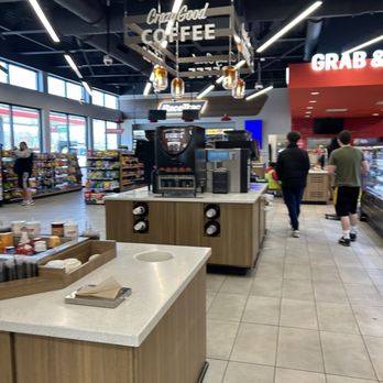 RaceTrac - Gas Stations Near Me - Louisville, Kentucky
