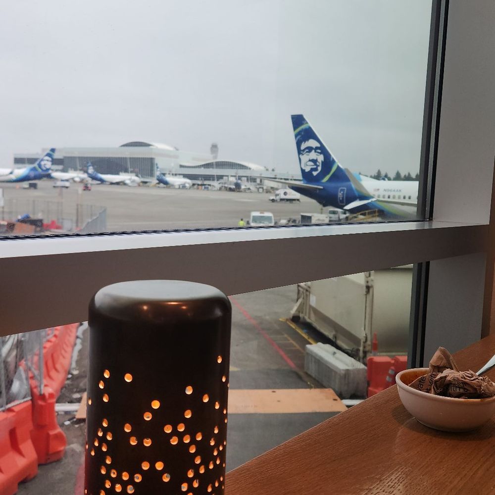 We stayed at the first level of  Alaska lounge