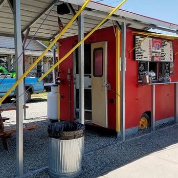 Willy’s Burgers - The little, red trailer - Burgers Near Me - Gold Hill, Oregon Willy’s Burgers - The little, red trailer - Burgers Near Me - Gold Hill, Oregon