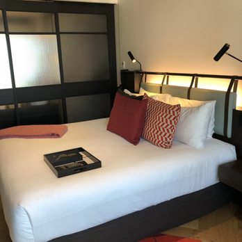 QT Melbourne - Hotels Near Me - Melbourne, VIC