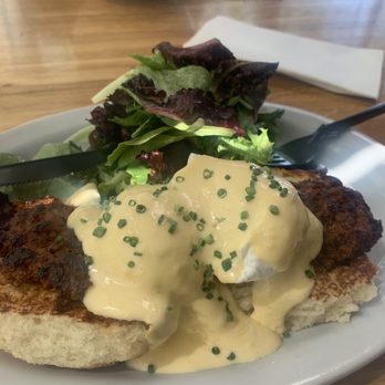 Welcome Diner - Biscuit Benedict with Chorizo - Diners Near Me - Phoenix, Arizona Welcome Diner - Biscuit Benedict with Chorizo - Diners Near Me - Phoenix, Arizona