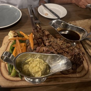 Maggie Oakes - Porterhouse, sirloin - Seafood Near Me - Montreal, Quebec Maggie Oakes - Porterhouse, sirloin - Seafood Near Me - Montreal, Quebec