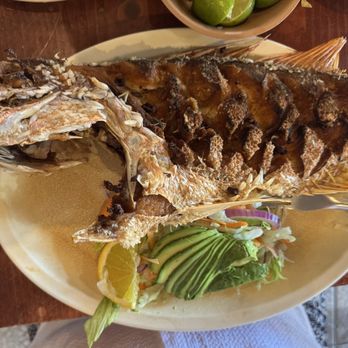 Mariscos El Toro Guero - Fried fish. Seasoned perfectly. No need to add anything. - Mexican Near Me - Cabo San Lucas, BCS