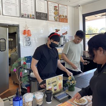 Bopomofo Cafe - Look it's Phil! - Bubble Tea Near Me - San Gabriel, California Bopomofo Cafe - Look it's Phil! - Bubble Tea Near Me - San Gabriel, California