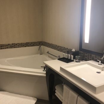 theWit Chicago, a Hilton Hotel - Huge tub in the spa suite! - Hotels Near Me - Chicago, Illinois