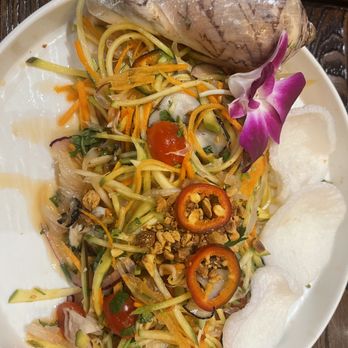 HEM Kitchen And Bar - Vietnamese Near Me - Houston, Texas
