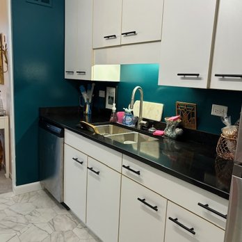 Arete Renovators - Kitchen remodel 2 - General Contractors Near Me - Chicago, Illinois