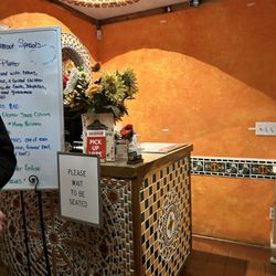El Sombrero - Entrance