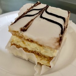La Dolce Pastry Shoppe