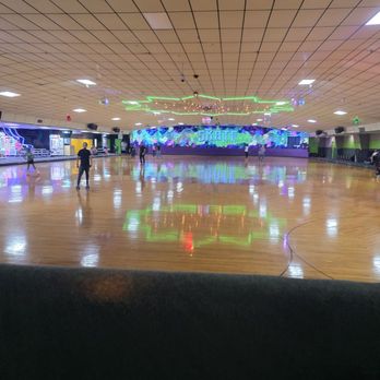 Skate Reflections - Party & Event Planning Near Me - Kissimmee, Florida Skate Reflections - Party & Event Planning Near Me - Kissimmee, Florida