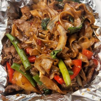 Cha Thai - Drunken noodle with extra beef and medium spicy - Thai Near Me - Rancho Cordova, California Cha Thai - Drunken noodle with extra beef and medium spicy - Thai Near Me - Rancho Cordova, California