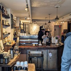 Peddler Coffee - Entry view