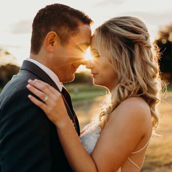 Redding Weddings - Wedding day sunset - Officiants Near Me Redding Weddings - Wedding day sunset - Officiants Near Me