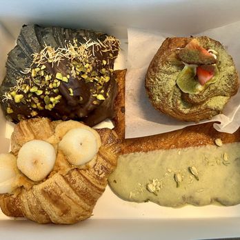 Tiny Croissanterie - Bakeries Near Me - Sunnyvale, California Tiny Croissanterie - Bakeries Near Me - Sunnyvale, California