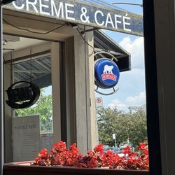 Creme & Cafe - Delicious food!