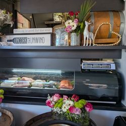 Fish house market and grill - Fish by the weight