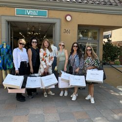 The Vault Women - Thousands of happy shoppers !! Over 20 years in business 

Catering to women of all sizes and ages. Lots of affordable date night outfits