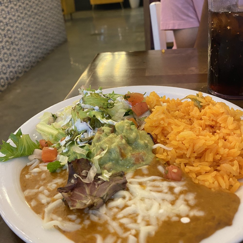 Mezcalito - Stale lettuce in another plate - Mexican Near Me - Henderson, North Carolina