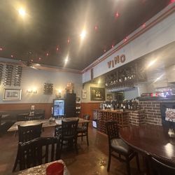Russo's New York Pizzeria - Nice wine selection