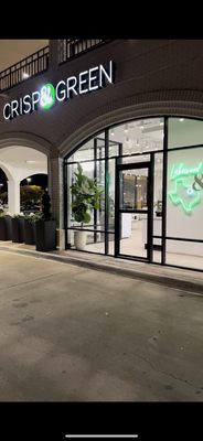 Crisp and Green by null