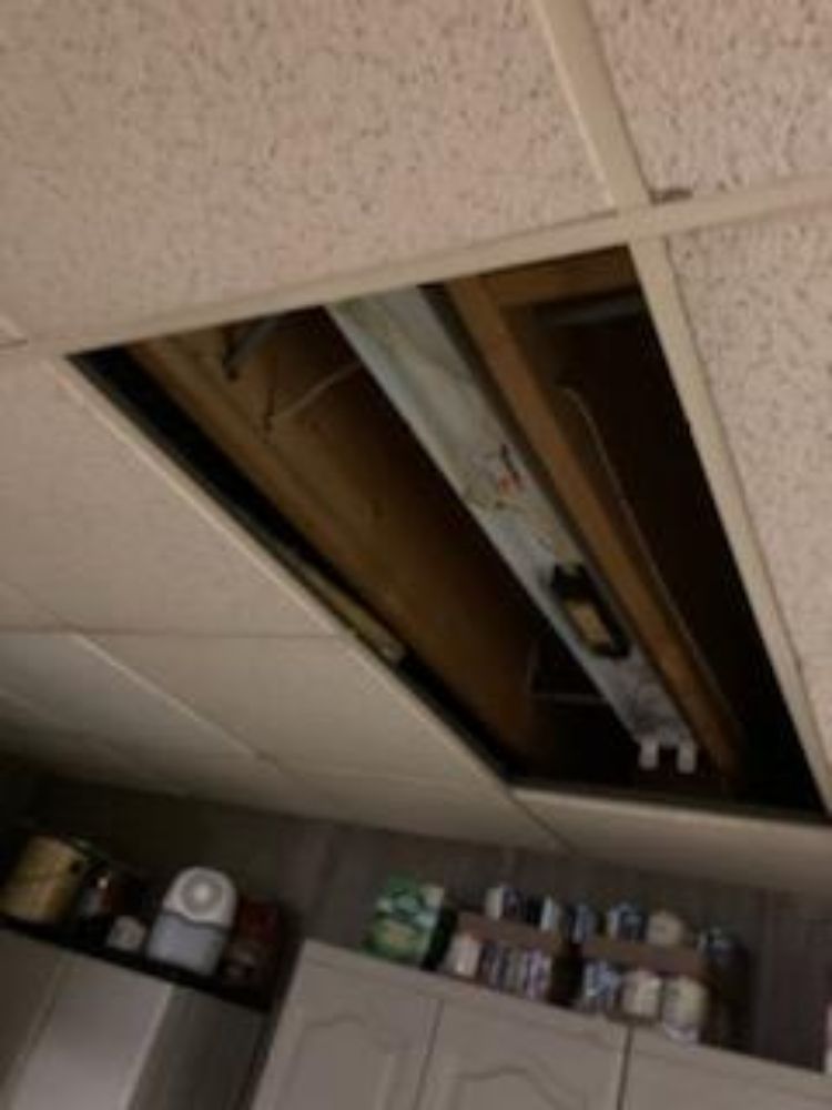 Slide of E&J Electric Plus