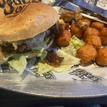 Ford's Garage St. Augustine - Jalapeño crunch burger with Sweet Potato Tots - Burgers Near Me - St. Augustine, Florida