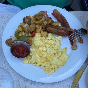 Lighthouse - Classic breakfast - Breakfast & Brunch Near Me - Newport Beach, California