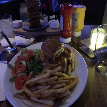 Yard House - Sliders! Half price happy hour 3-6 - Vegetarian Near Me - Gaithersburg, Maryland Yard House - Sliders! Half price happy hour 3-6 - Vegetarian Near Me - Gaithersburg, Maryland