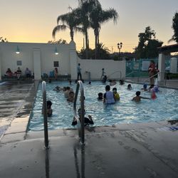 Brea Plunge - Summer night swim at the plunge