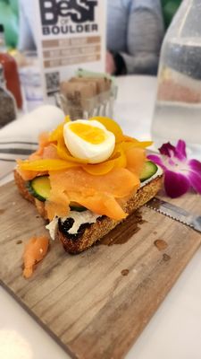 Lucky's Bakehouse Cafe