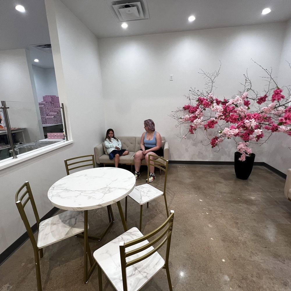 Mochi Sweets - Seating - Donuts Near Me - St. Louis, Missouri Mochi Sweets - Seating - Donuts Near Me - St. Louis, Missouri