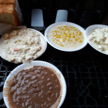 Texas Pride Barbecue - Cream corn, pinto beans,  potato salad and Cole slaw - Barbeque Near Me - Adkins, Texas