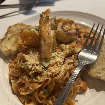 Alfredo's - Papardelle Pasta w/ shrimp - Italian Near Me - San Felípe, BCN Alfredo's - Papardelle Pasta w/ shrimp - Italian Near Me - San Felípe, BCN