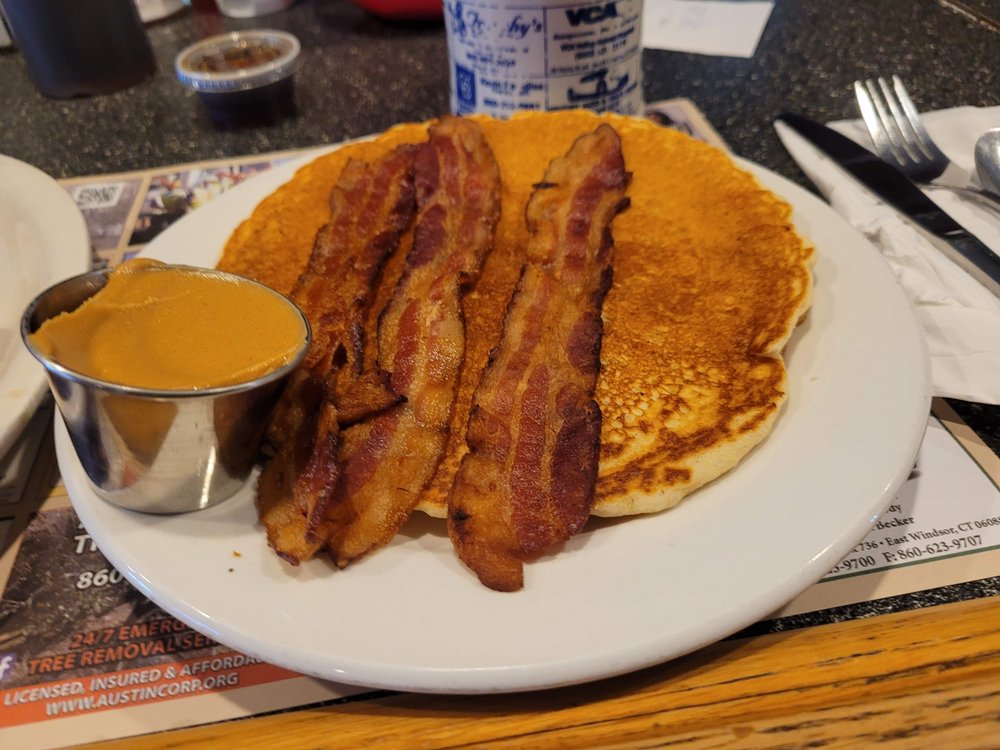 HOT CAKES Updated August 2024 79 Photos & 119 Reviews 238 S Main