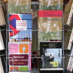 Touristinformation Neukölln - Antiquariat mit Berlin und Neukölln Büchern