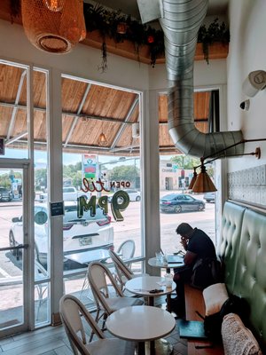 Grinder's Coffee Bar by null